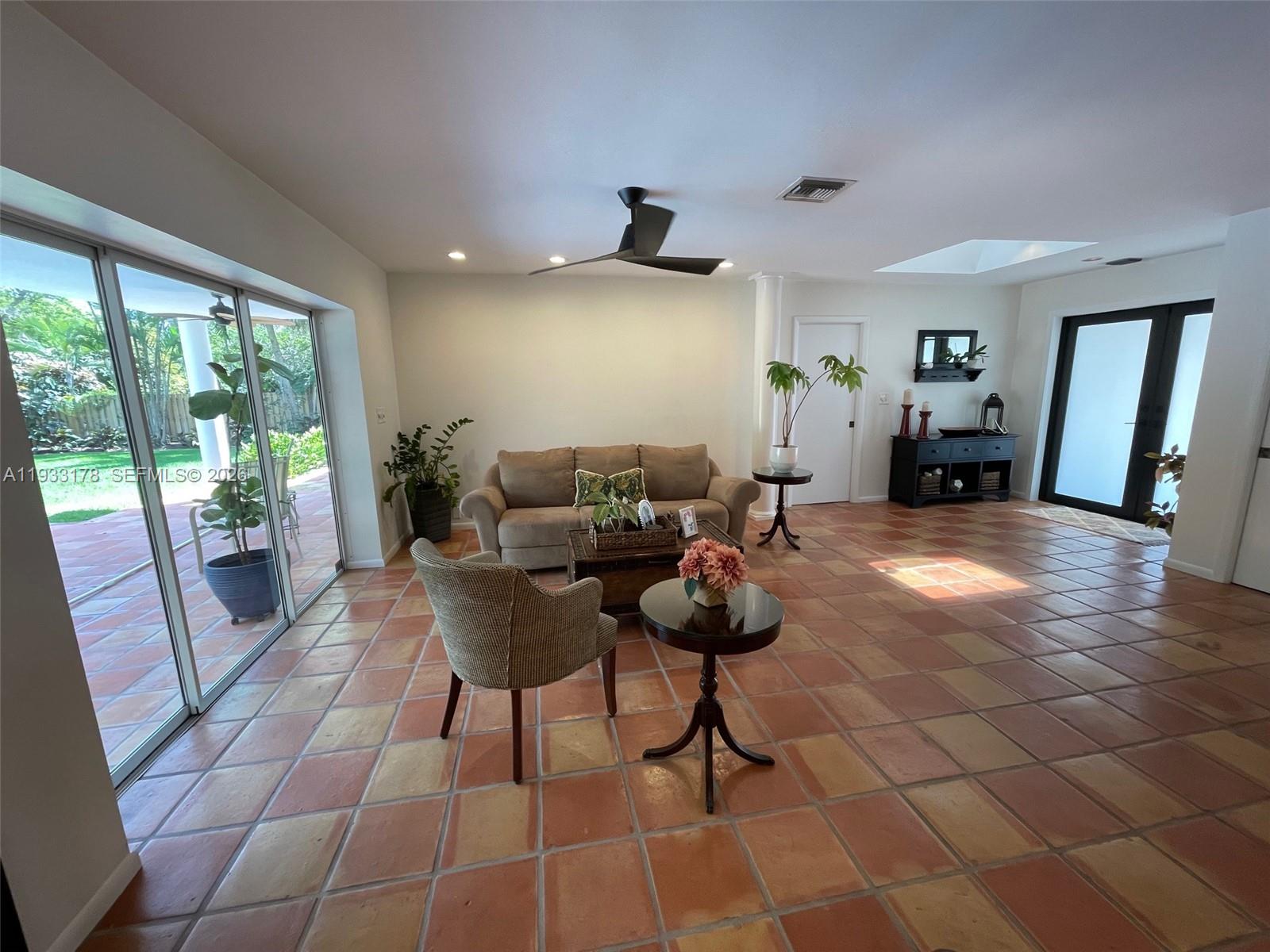 BRIARWOOD ESTATES - Residential