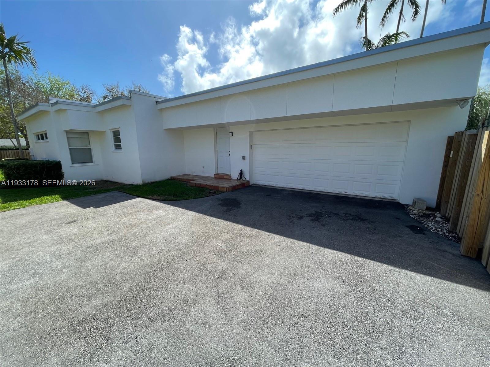 BRIARWOOD ESTATES - Residential