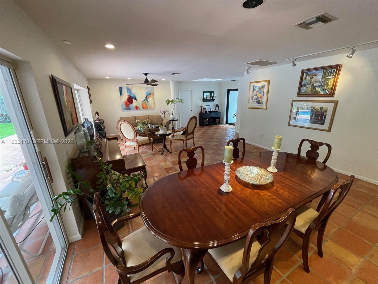 BRIARWOOD ESTATES - Residential