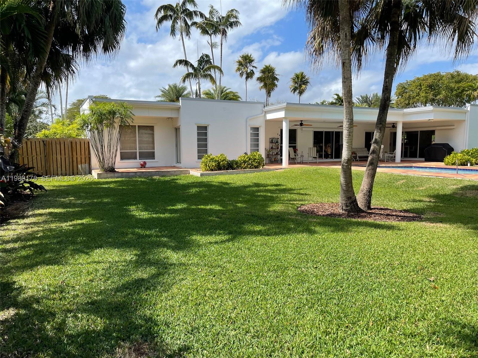 BRIARWOOD ESTATES - Residential