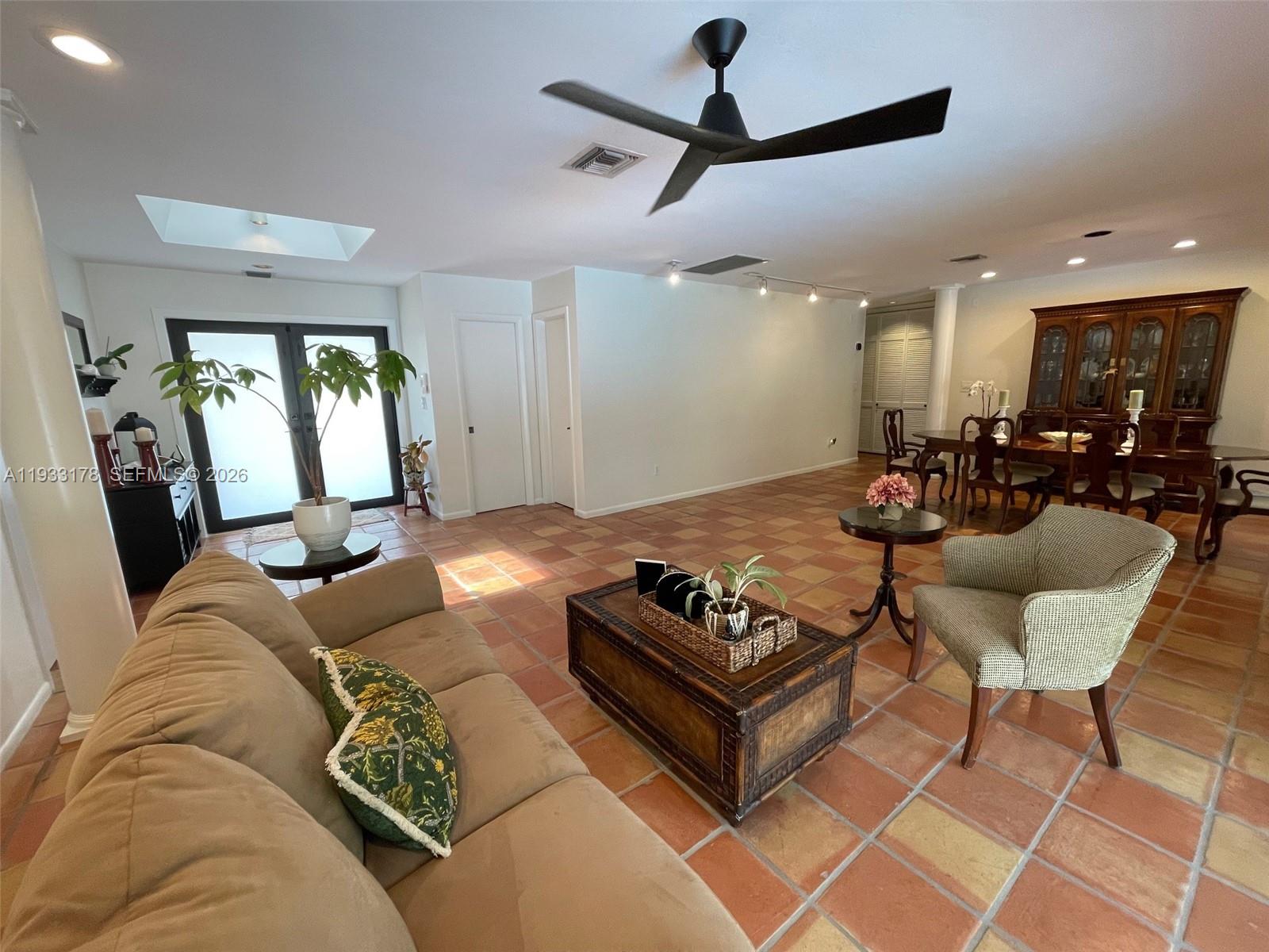 BRIARWOOD ESTATES - Residential