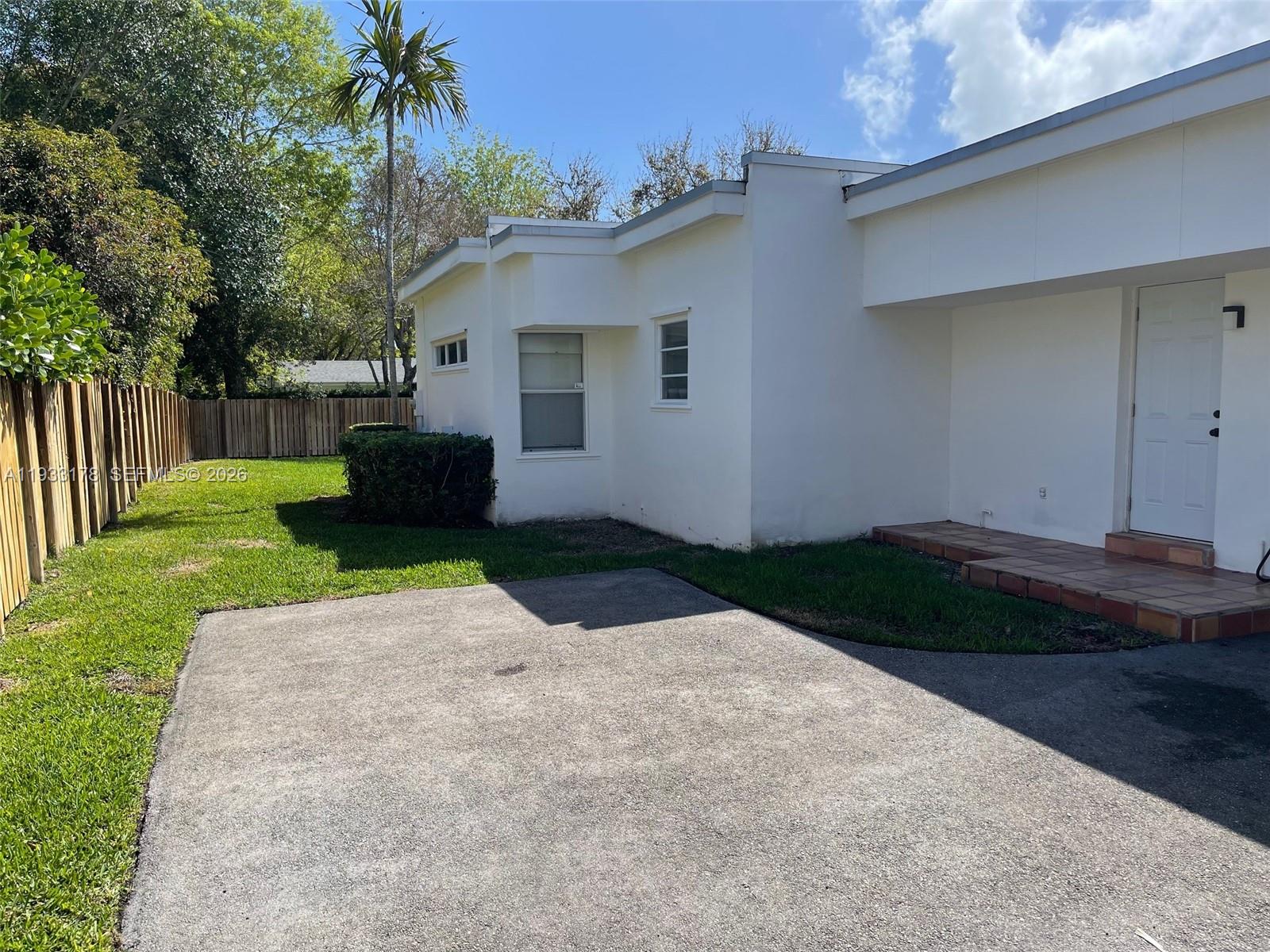 BRIARWOOD ESTATES - Residential