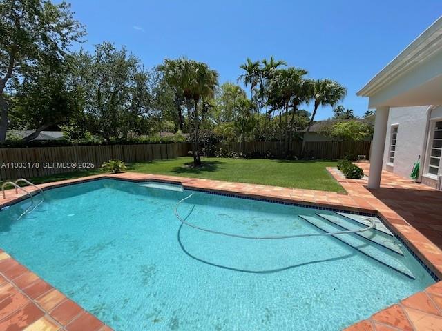 BRIARWOOD ESTATES - Residential