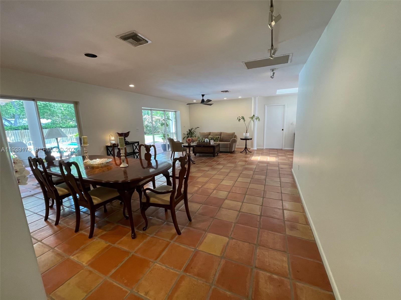 BRIARWOOD ESTATES - Residential