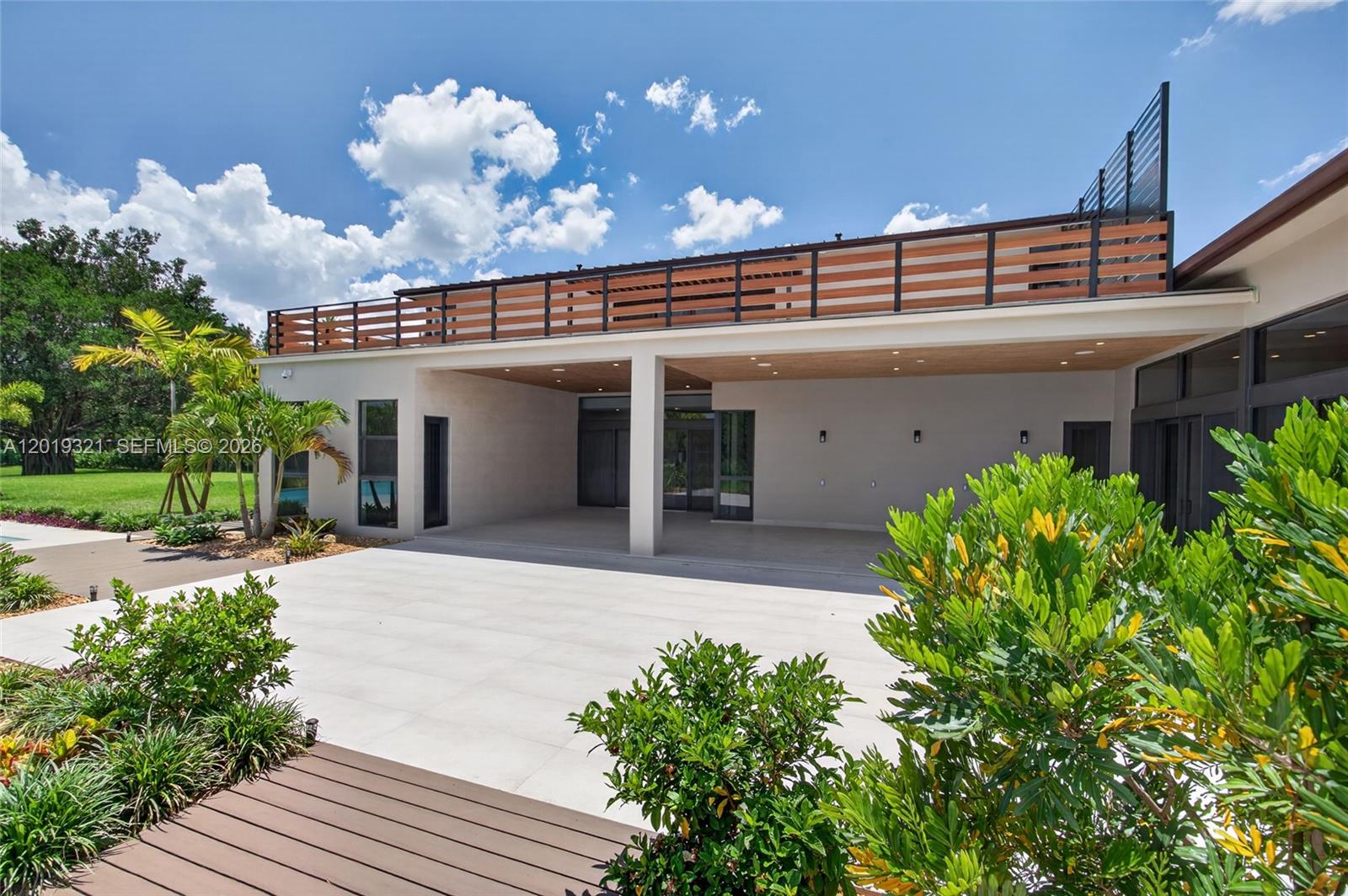 MEADOWVIEW ESTATES - Residential