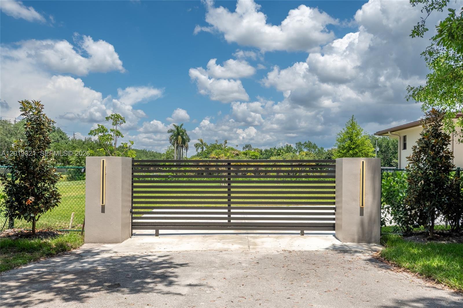 MEADOWVIEW ESTATES - Residential