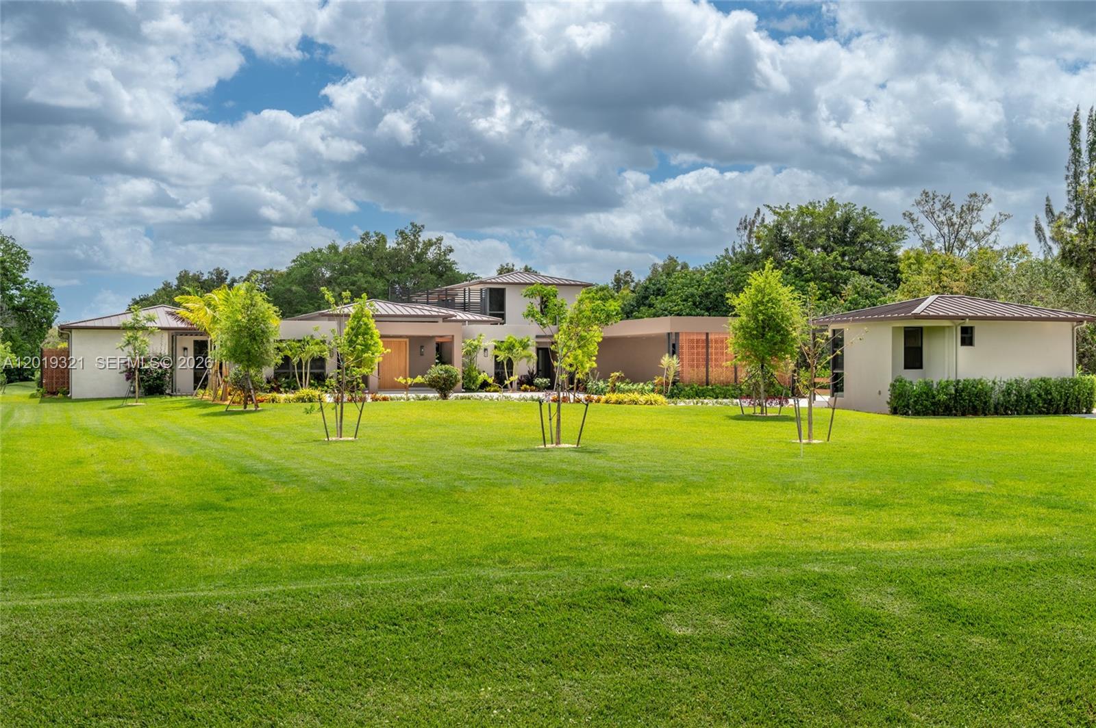 MEADOWVIEW ESTATES - Residential