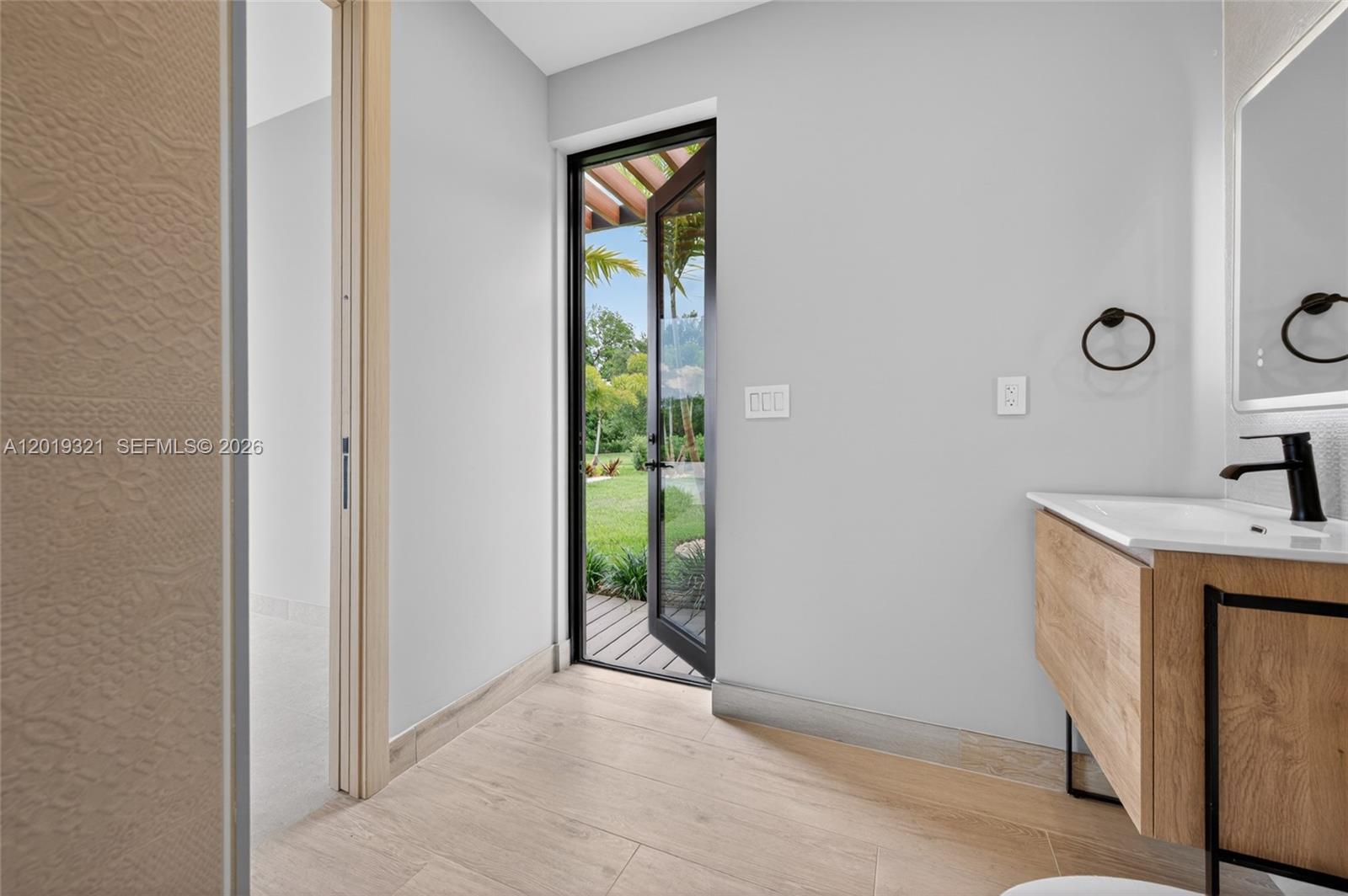 MEADOWVIEW ESTATES - Residential