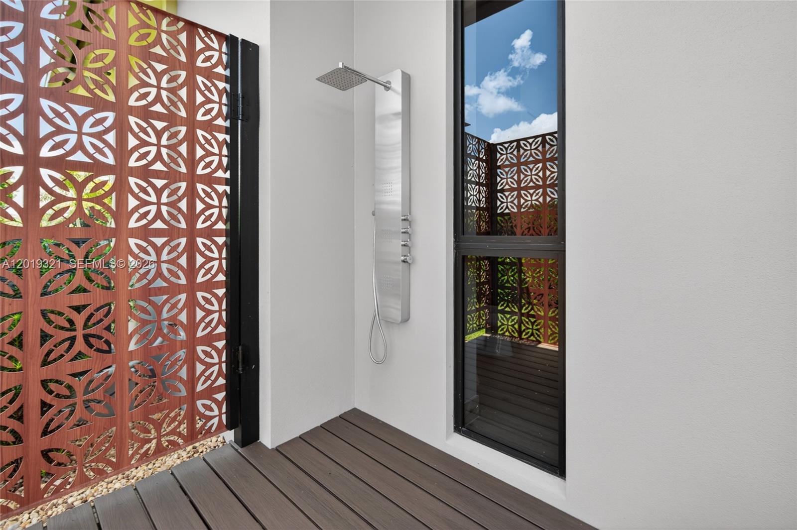 MEADOWVIEW ESTATES - Residential