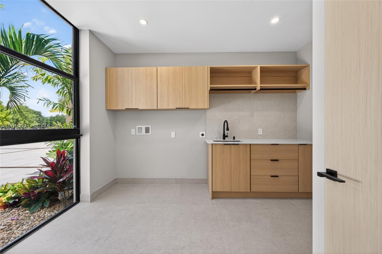 MEADOWVIEW ESTATES - Residential