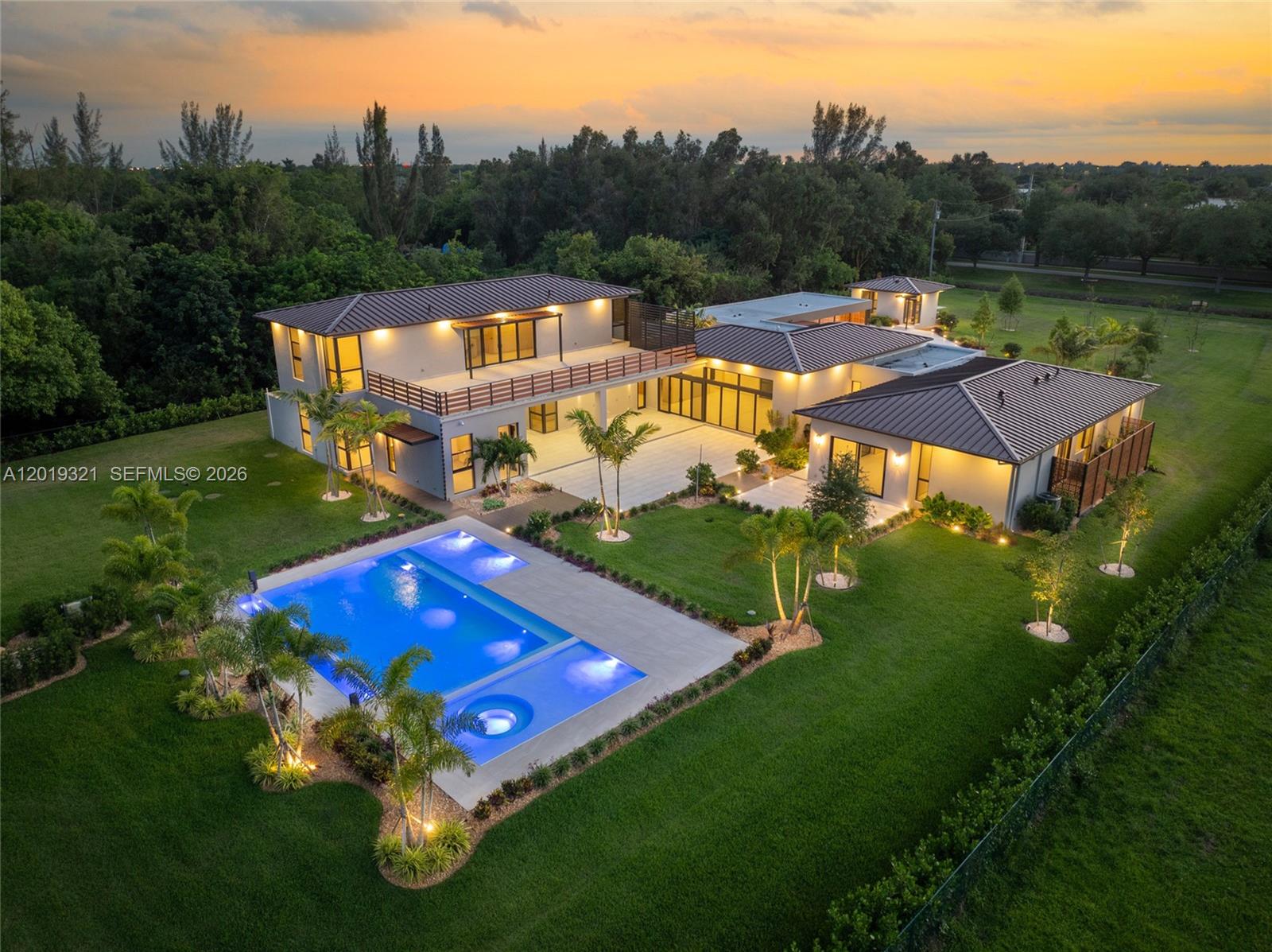 MEADOWVIEW ESTATES - Residential