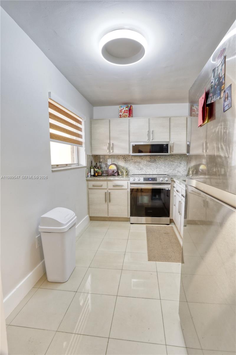 PARKVIEW CONDO NO 2 - Residential Lease