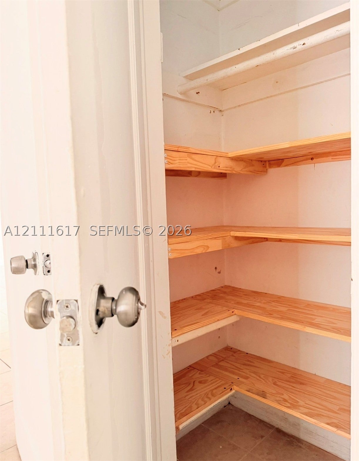 2410 NW 34th St 2