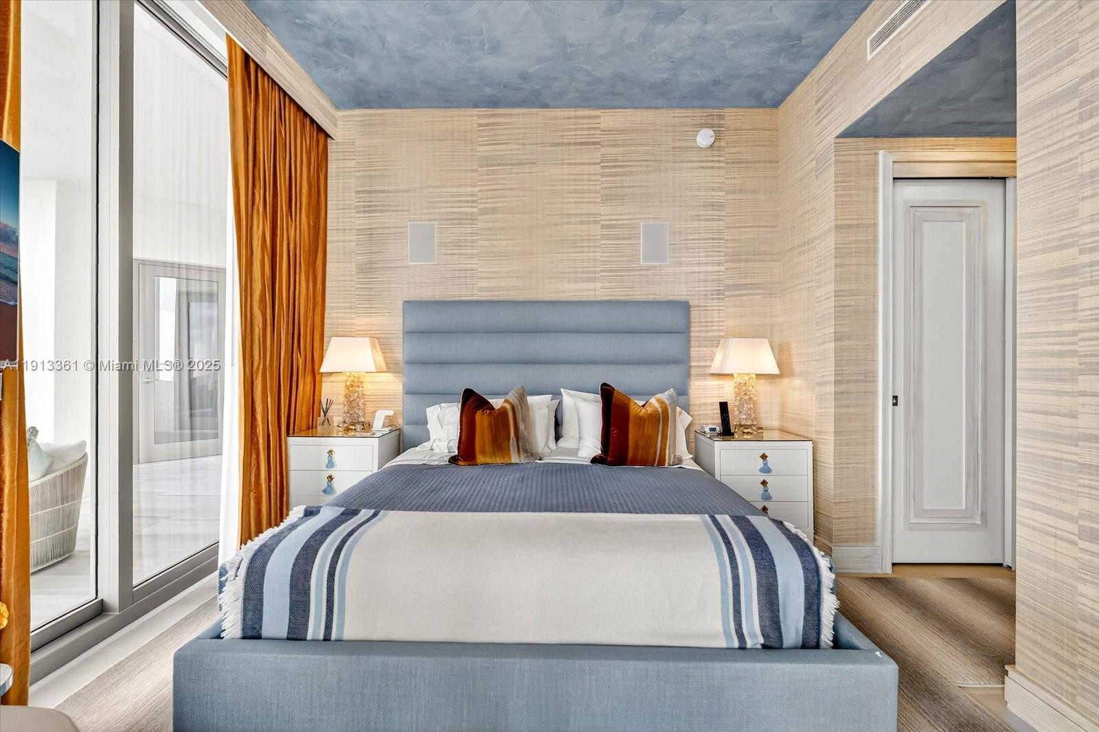 NORTH BISCAYNE BEACH - Residential