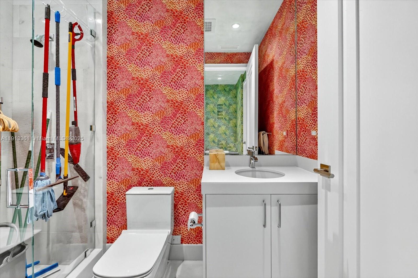 NORTH BISCAYNE BEACH - Residential