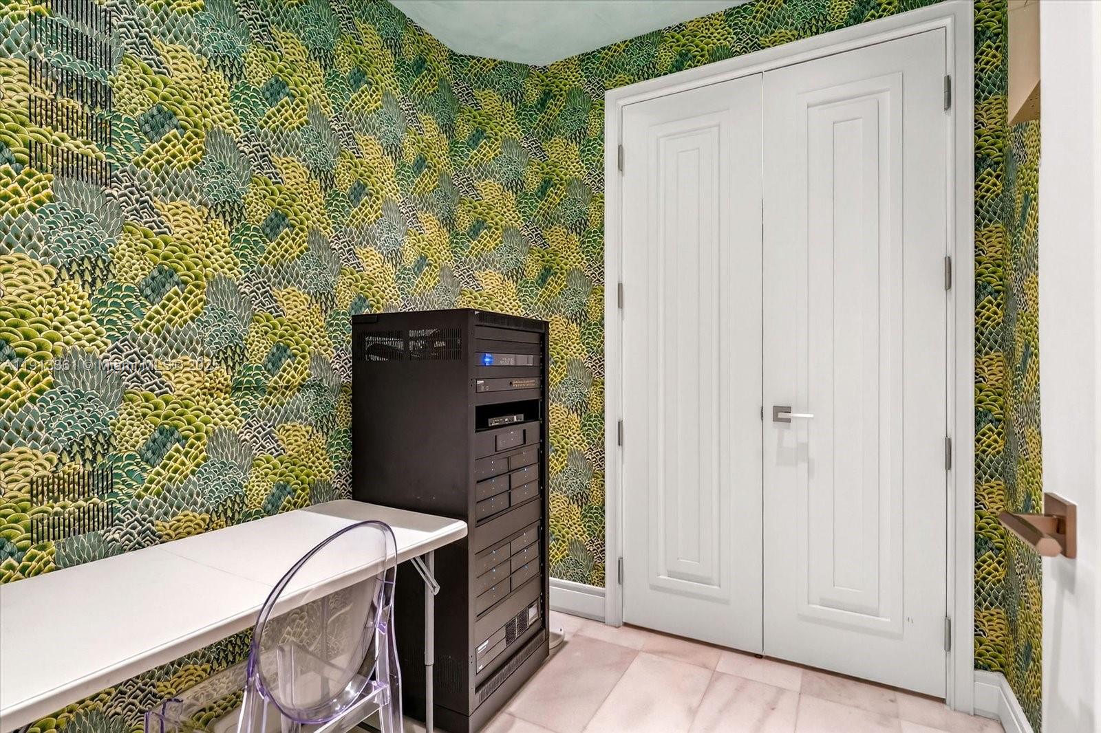 NORTH BISCAYNE BEACH - Residential