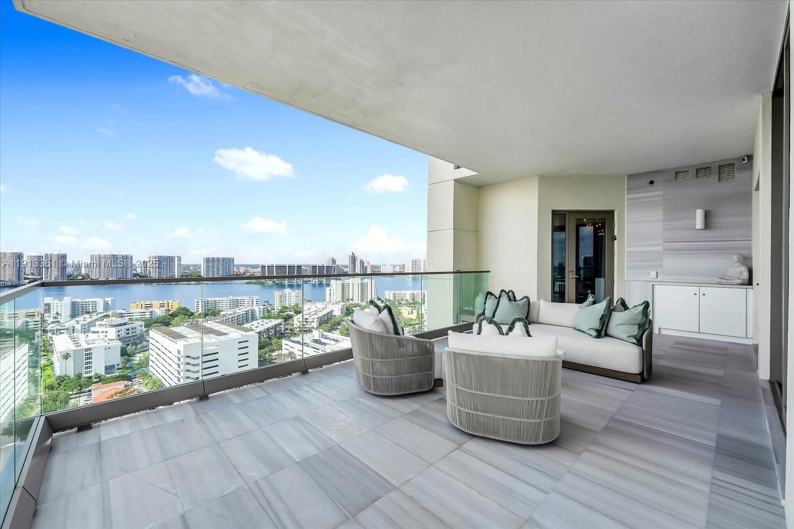 NORTH BISCAYNE BEACH - Residential
