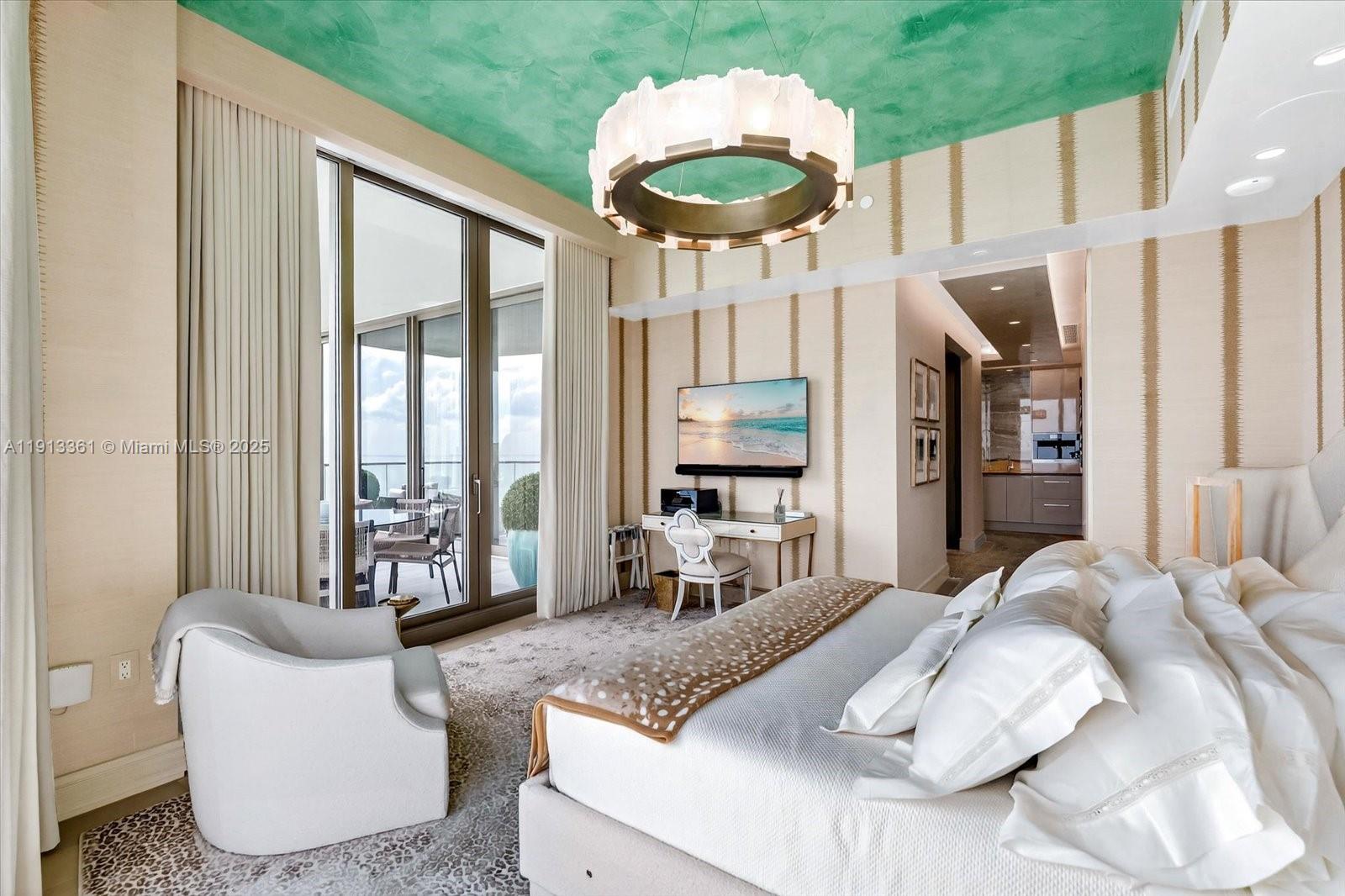 NORTH BISCAYNE BEACH - Residential