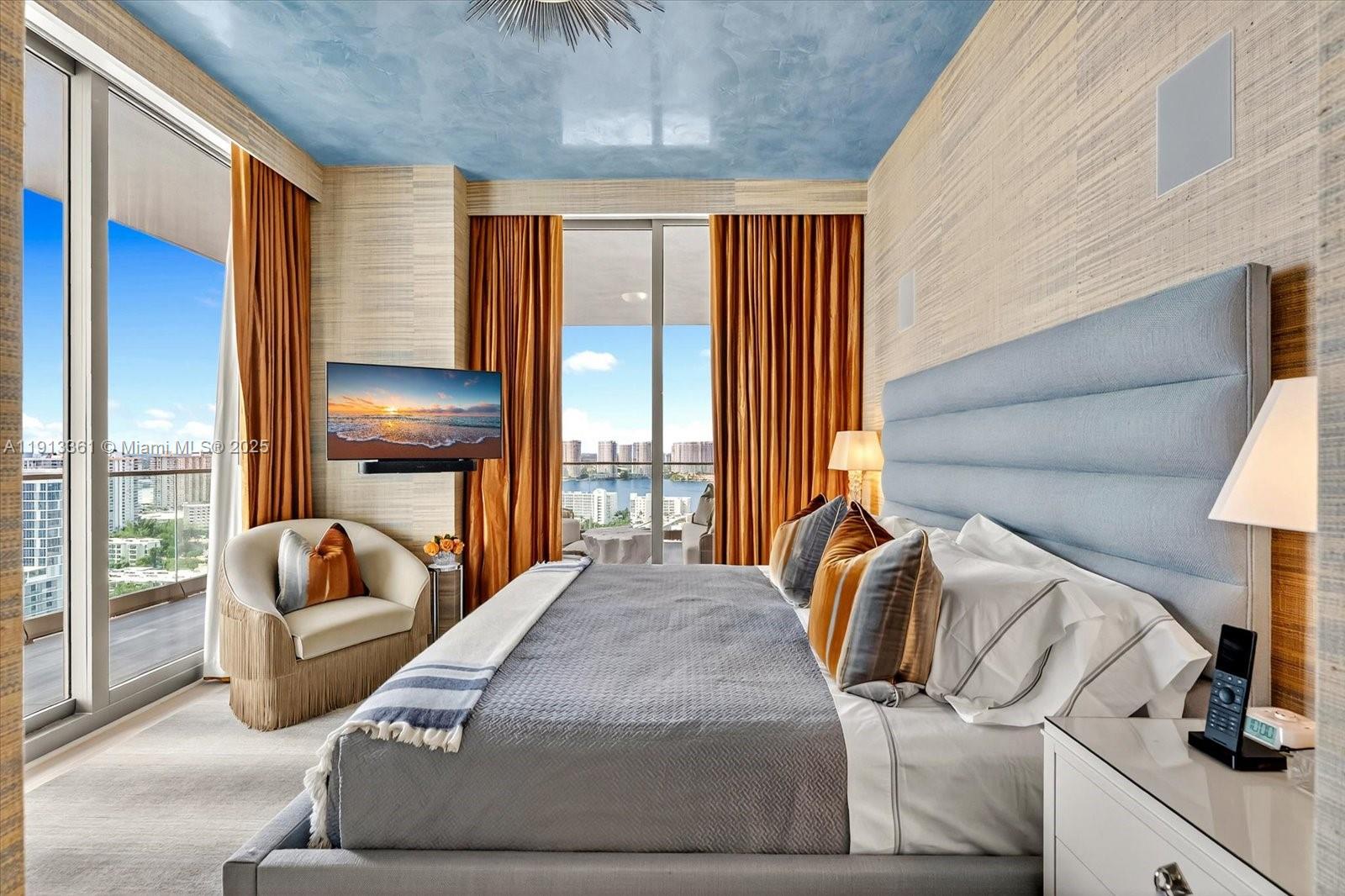 NORTH BISCAYNE BEACH - Residential