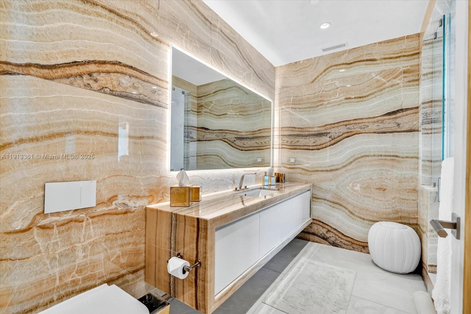 NORTH BISCAYNE BEACH - Residential