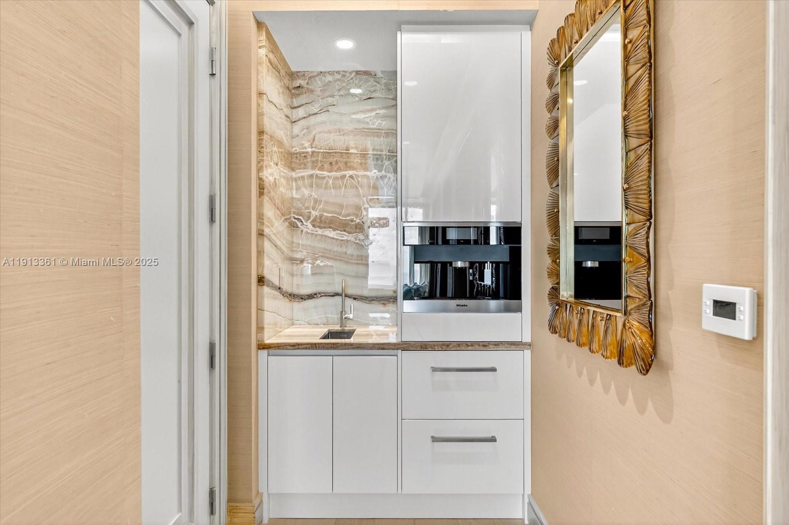 NORTH BISCAYNE BEACH - Residential