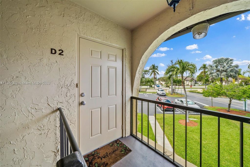 Photo of 301 Pine Ridge Cir #D-2, Green Acres, FL 33463 (MLS # A11347323)