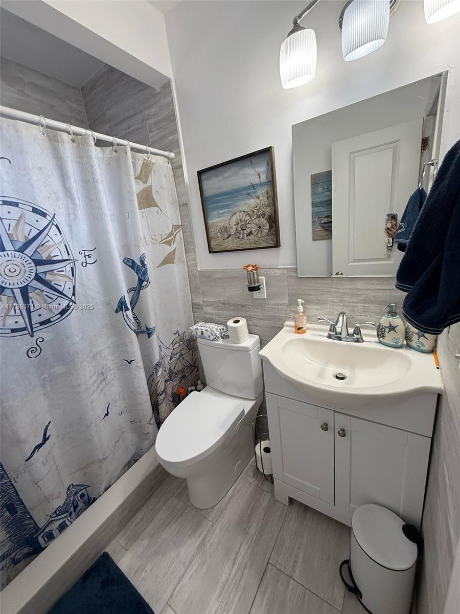 THE TROPICS ADDN - Residential