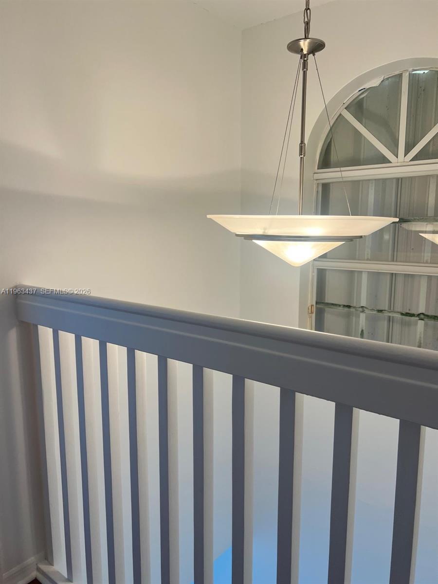 OAK CREEK - Residential