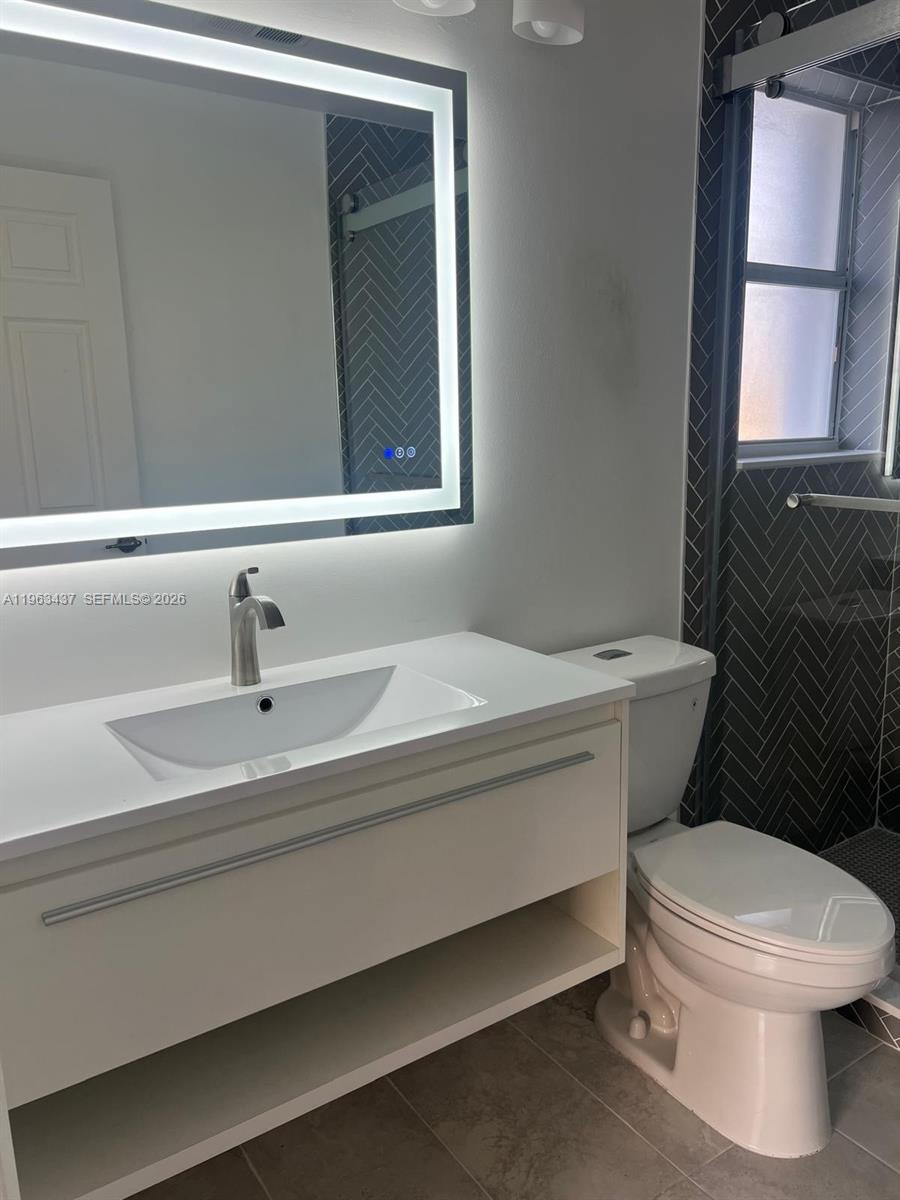 OAK CREEK - Residential