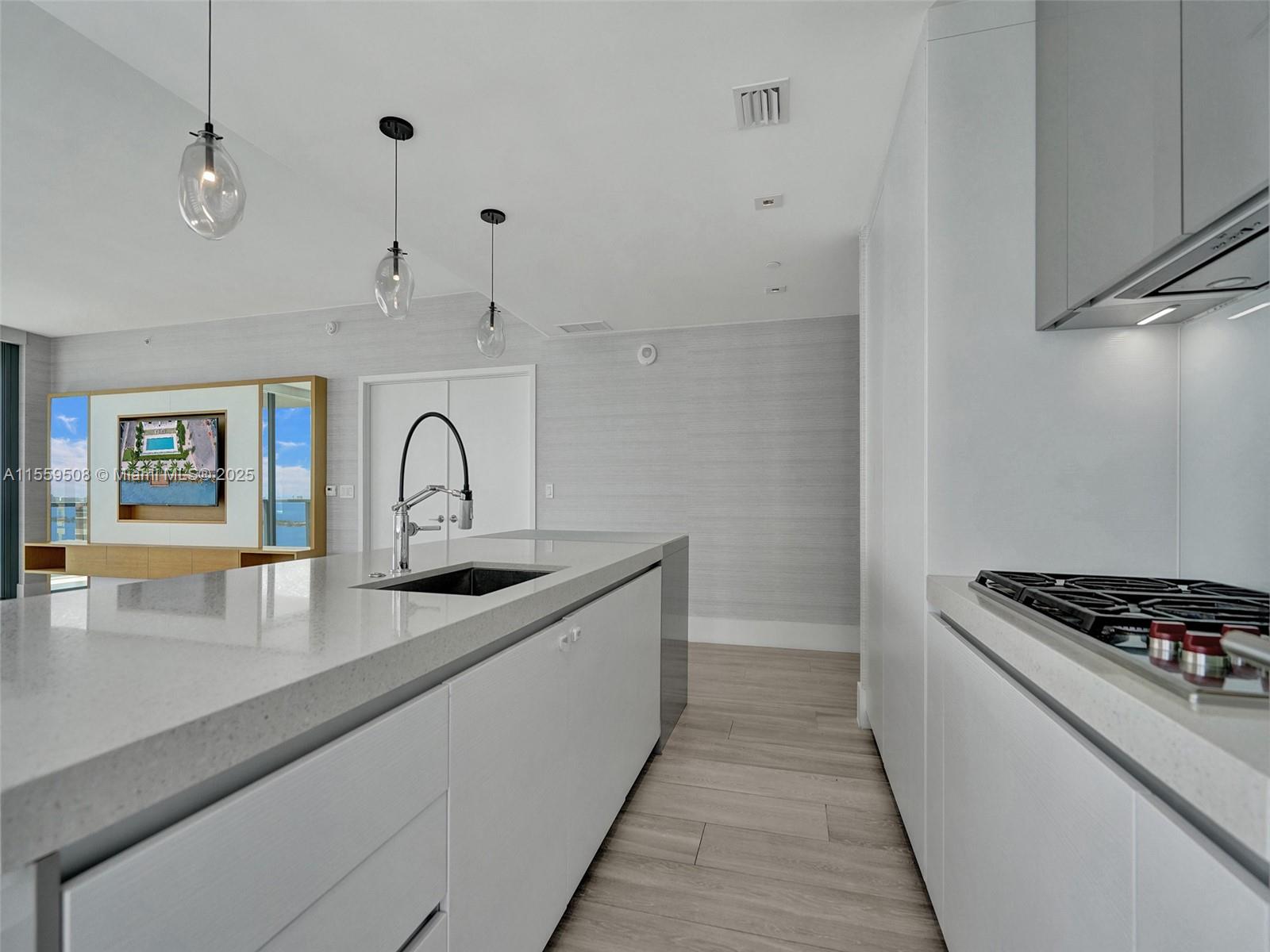 THE ELYSEE CONDO - Residential