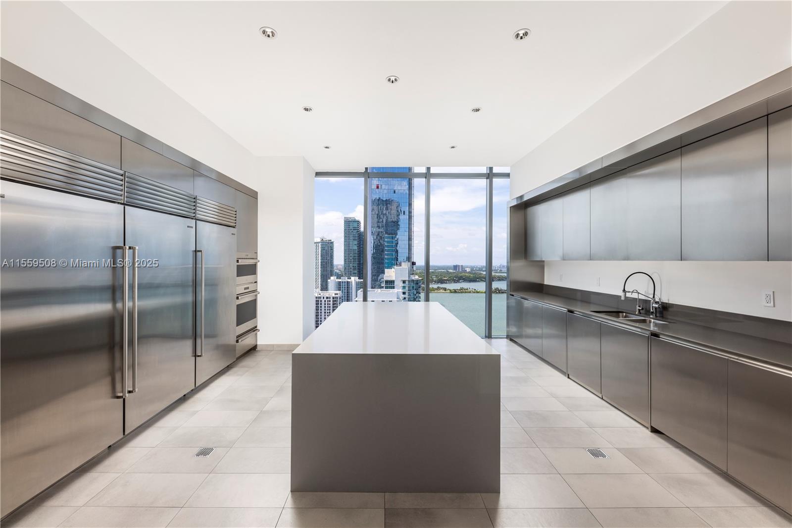 THE ELYSEE CONDO - Residential