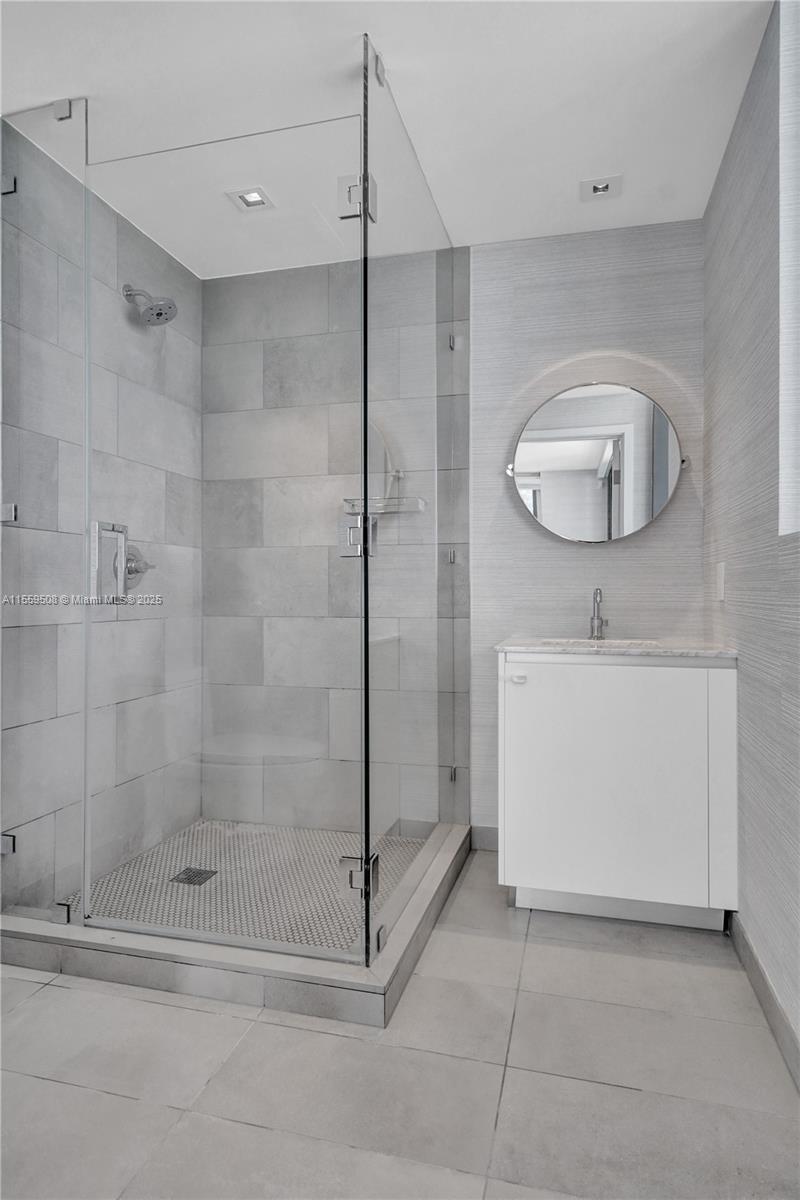 THE ELYSEE CONDO - Residential