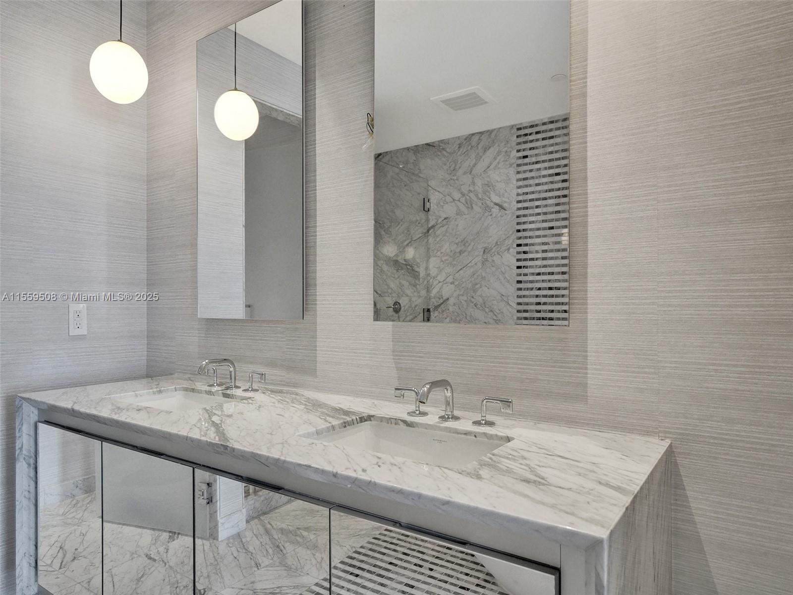 THE ELYSEE CONDO - Residential
