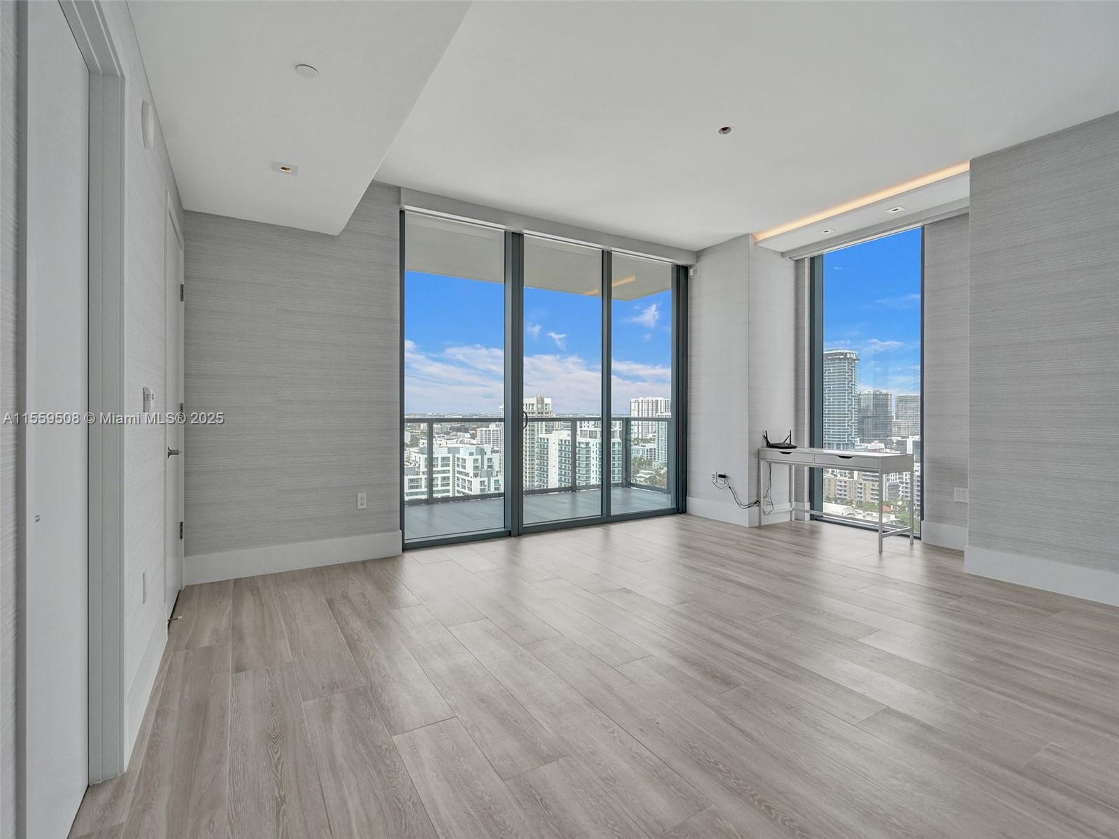 THE ELYSEE CONDO - Residential