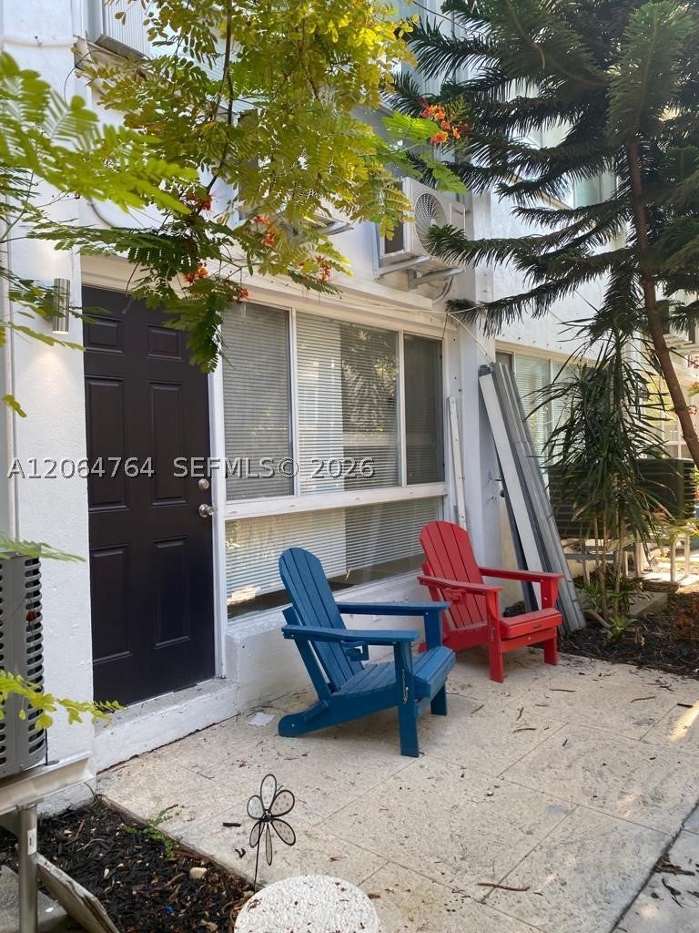 7435 Byron Ave 5