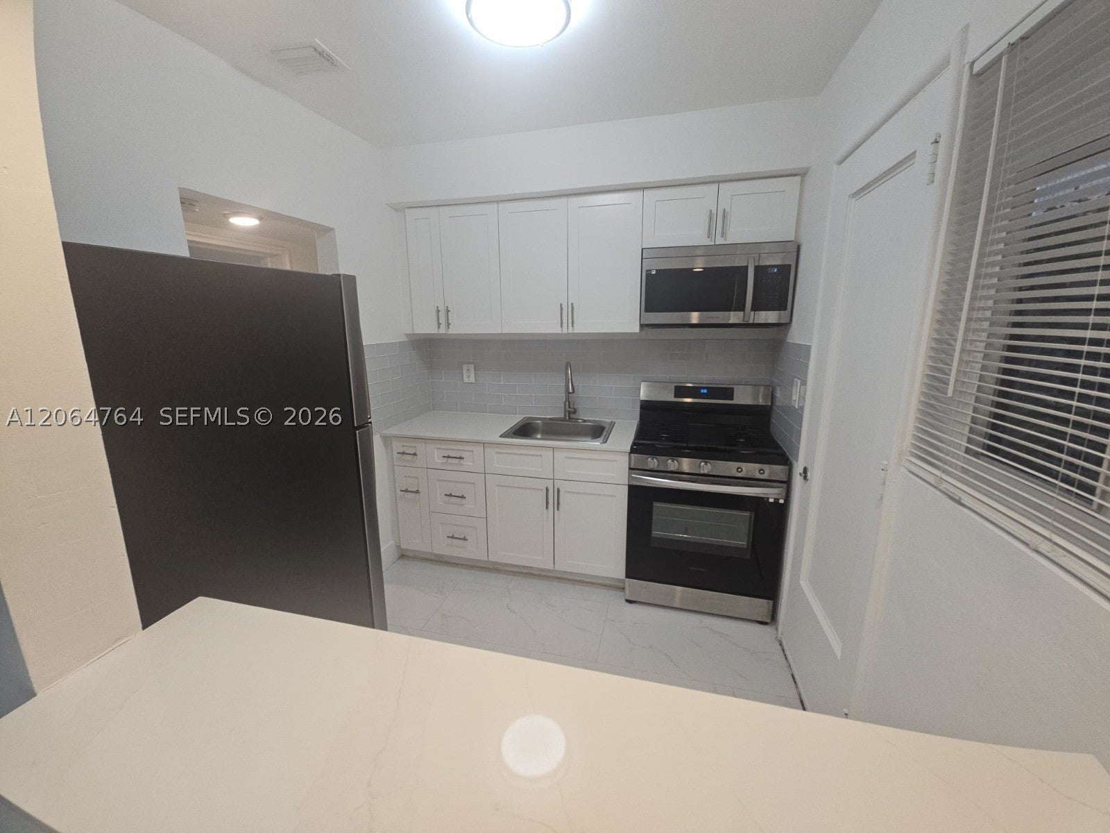 7435 Byron Ave 5