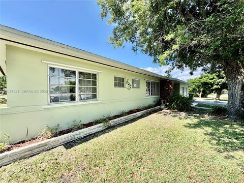 Tiny photo for 434 NW 20th St, Homestead, FL 33030 (MLS # A12011821)