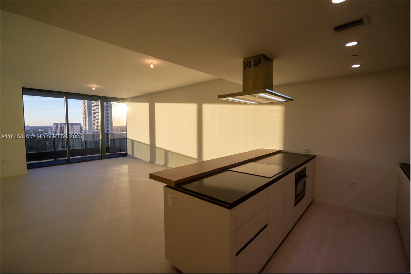 1000 Brickell Plaza 2406