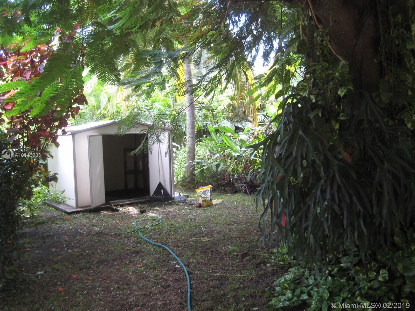 HOLLEMAN PARK - Residential Lease