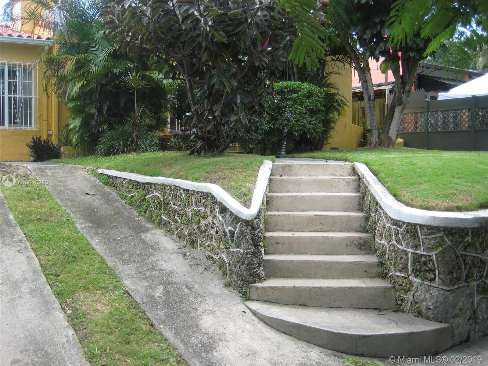 HOLLEMAN PARK - Residential Lease