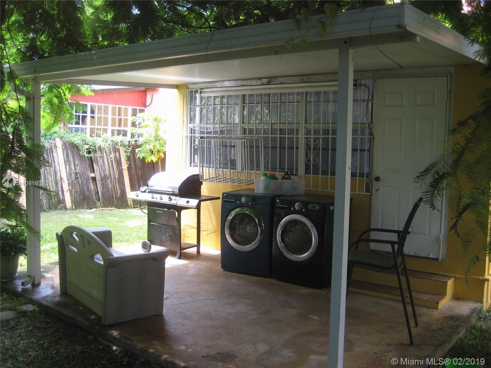 HOLLEMAN PARK - Residential Lease