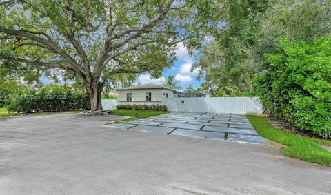11102 NE 9th Ct Biscayne Park FL 33161