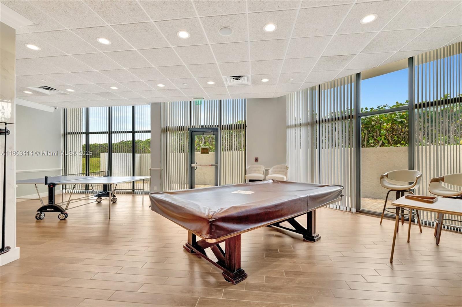 PRINCESS OF HUTCHINSON IS - Residential