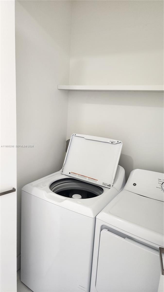 MERRICK MANOR CONDO - Residential Lease