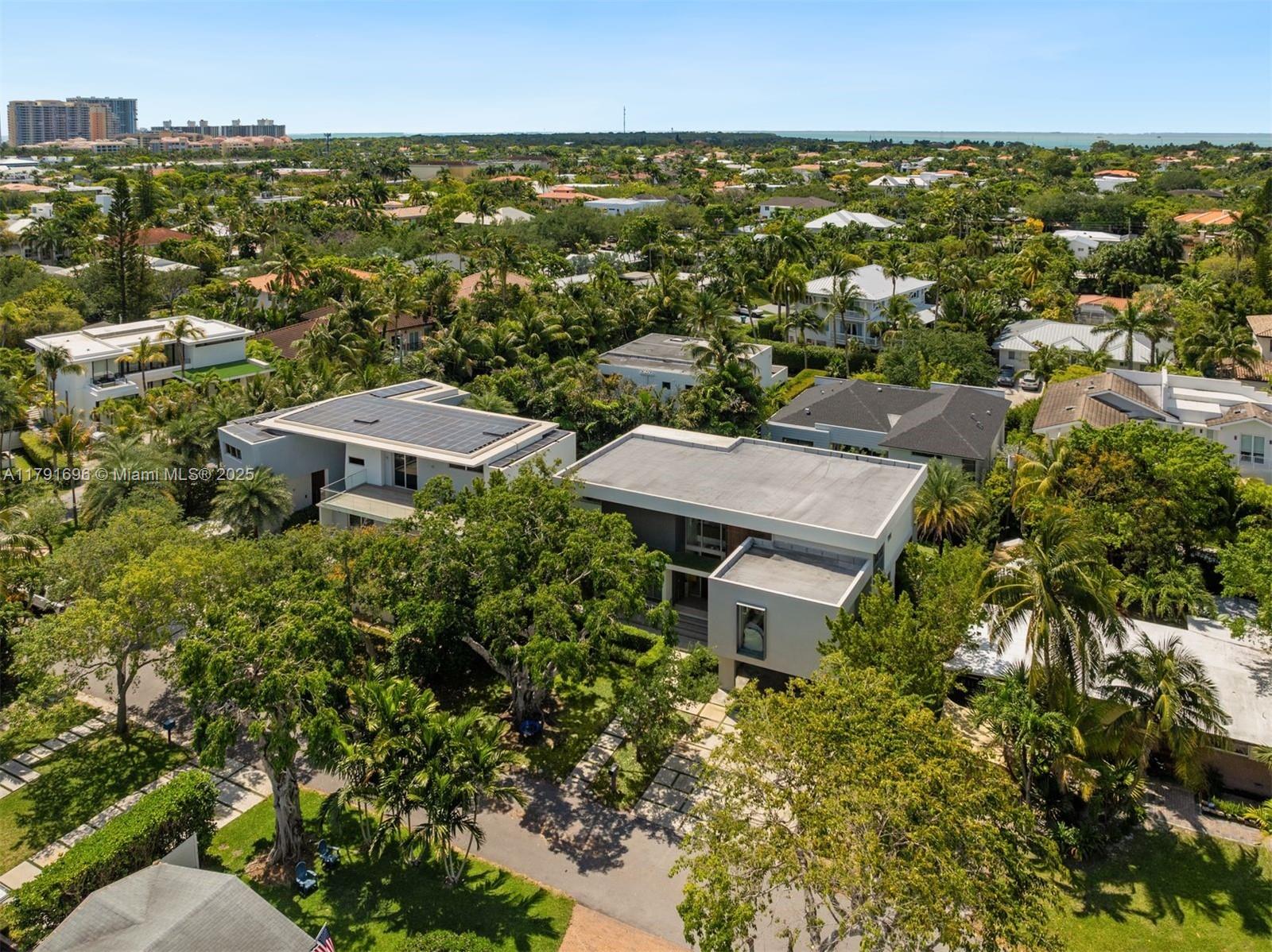 TROPICAL ISLE HOMES SUB 3 - Residential