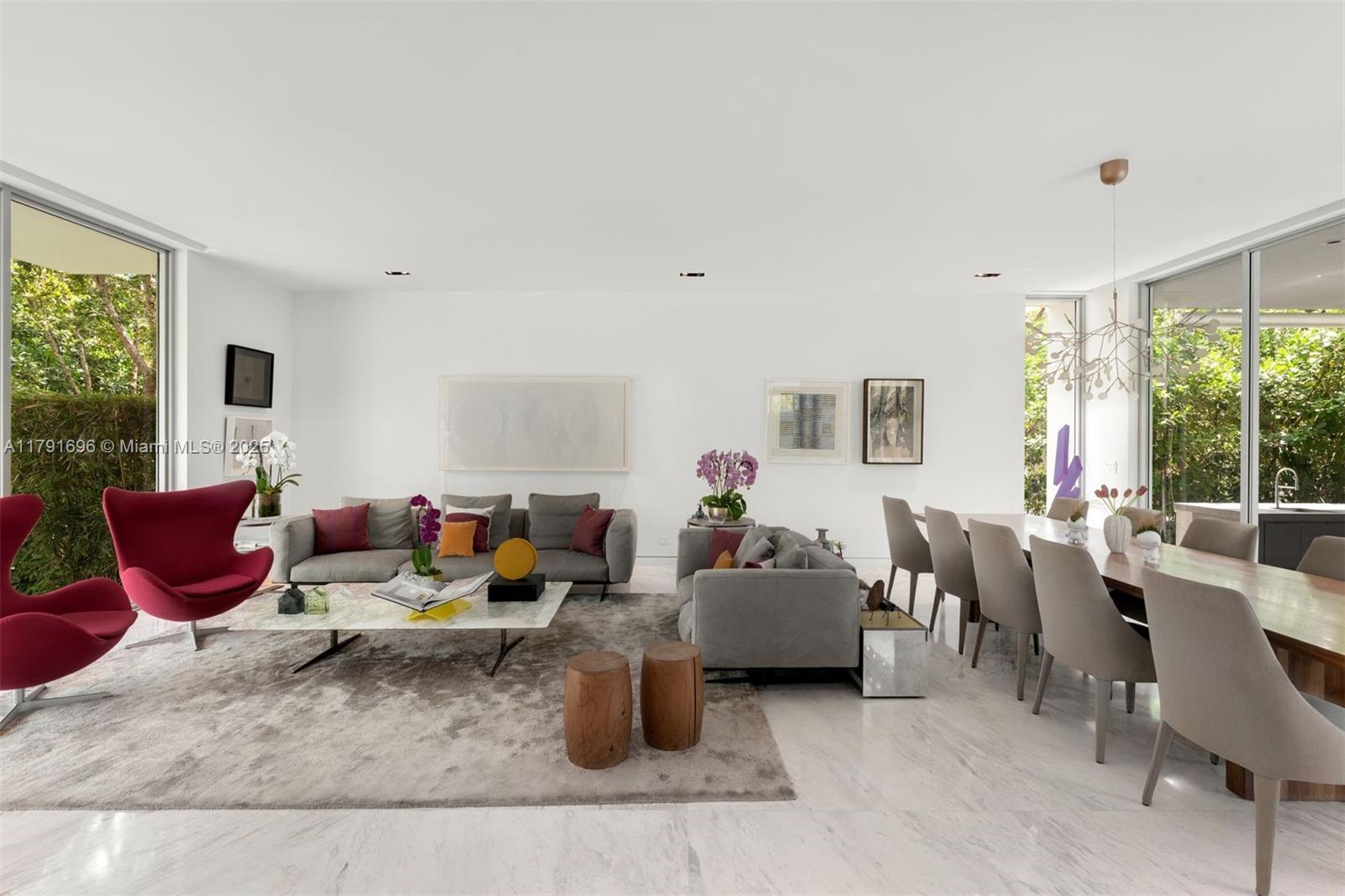 310 Redwood Lane