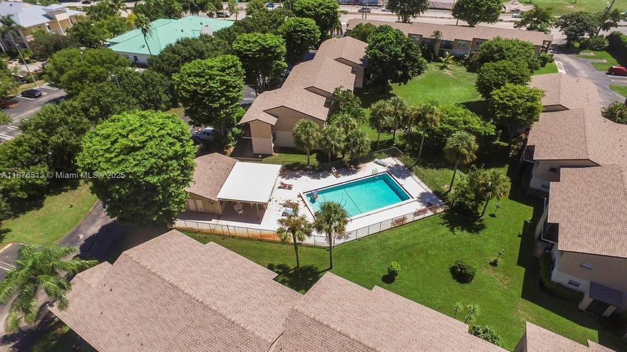 RARE OPPORTUNITY FOR INVESTOR AS CAN BE RENTED RIGHT AWAY! ALSO GREAT UNIT FOR END USER! THIS ONE BEDROOM/ ONE BATHROOM FIRST FLOOR UNIT WITH BIG WALK IN CLOSET IS CONVENIENTLY LOCATED JUST MINUTES FROM VIBRANT NIGHTLIFE OF DOWNTOWN DELRAY ATLANTIC AVENUE, I-95, AND NEARBY SHOPPING CENTERS. READY TO MOVE IN. WATER AND TRASH REMOVAL IS INCLUDED IN HOA DUES. ALL AGES WELCOME. SMALL PETS ARE ALLOWED.