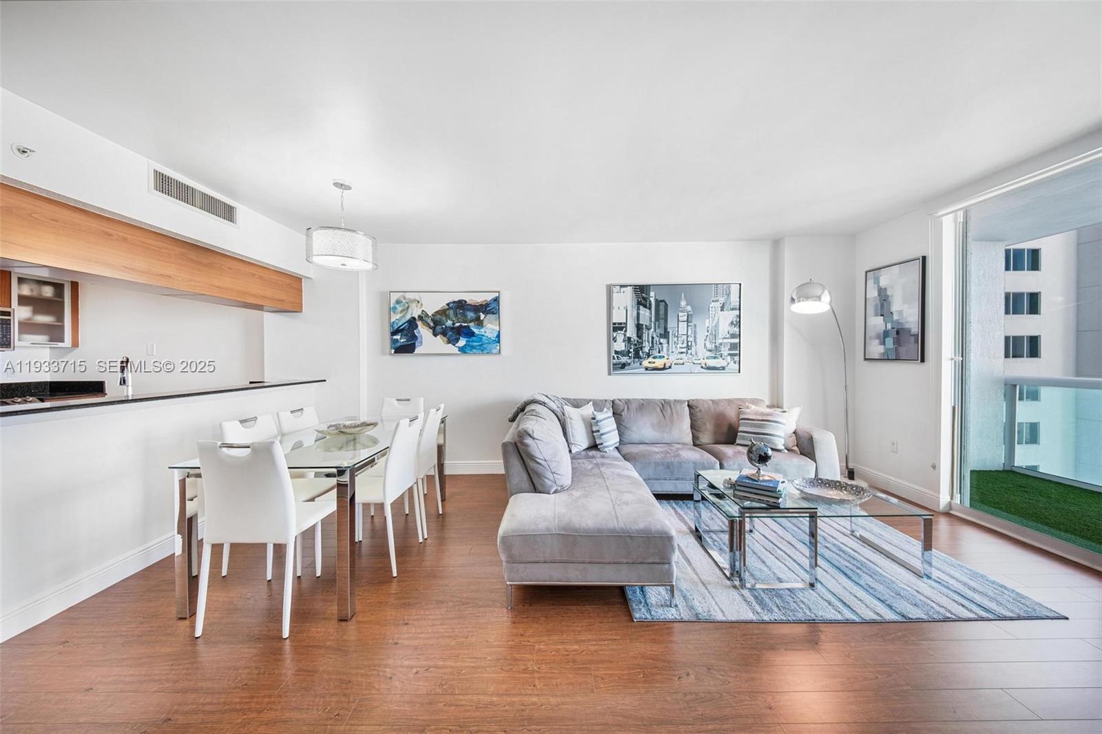 1800 CLUB CONDO - Residential