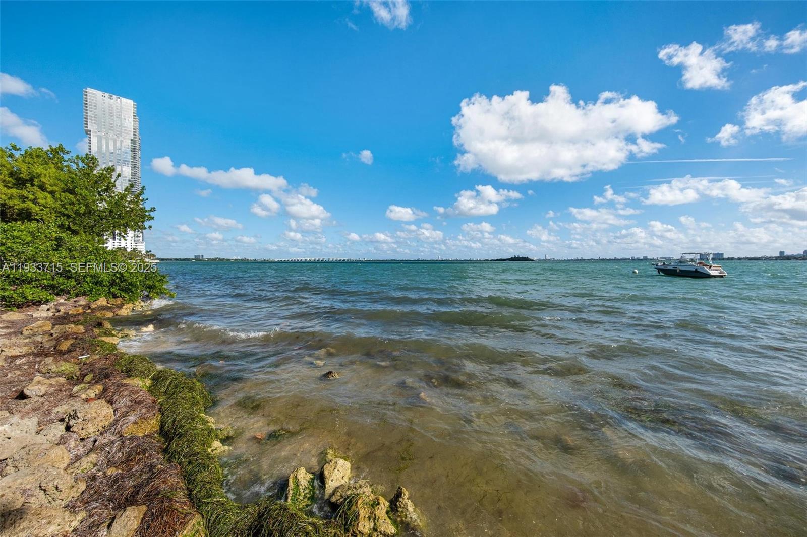 1800 CLUB CONDO - Residential