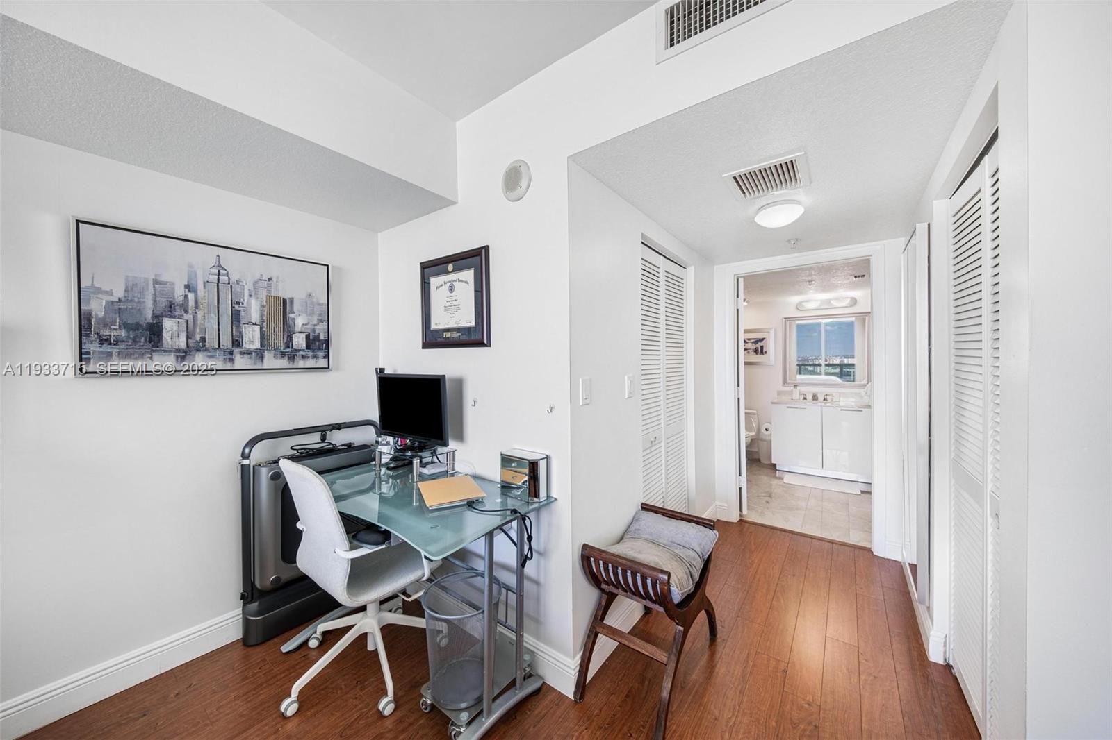 1800 CLUB CONDO - Residential